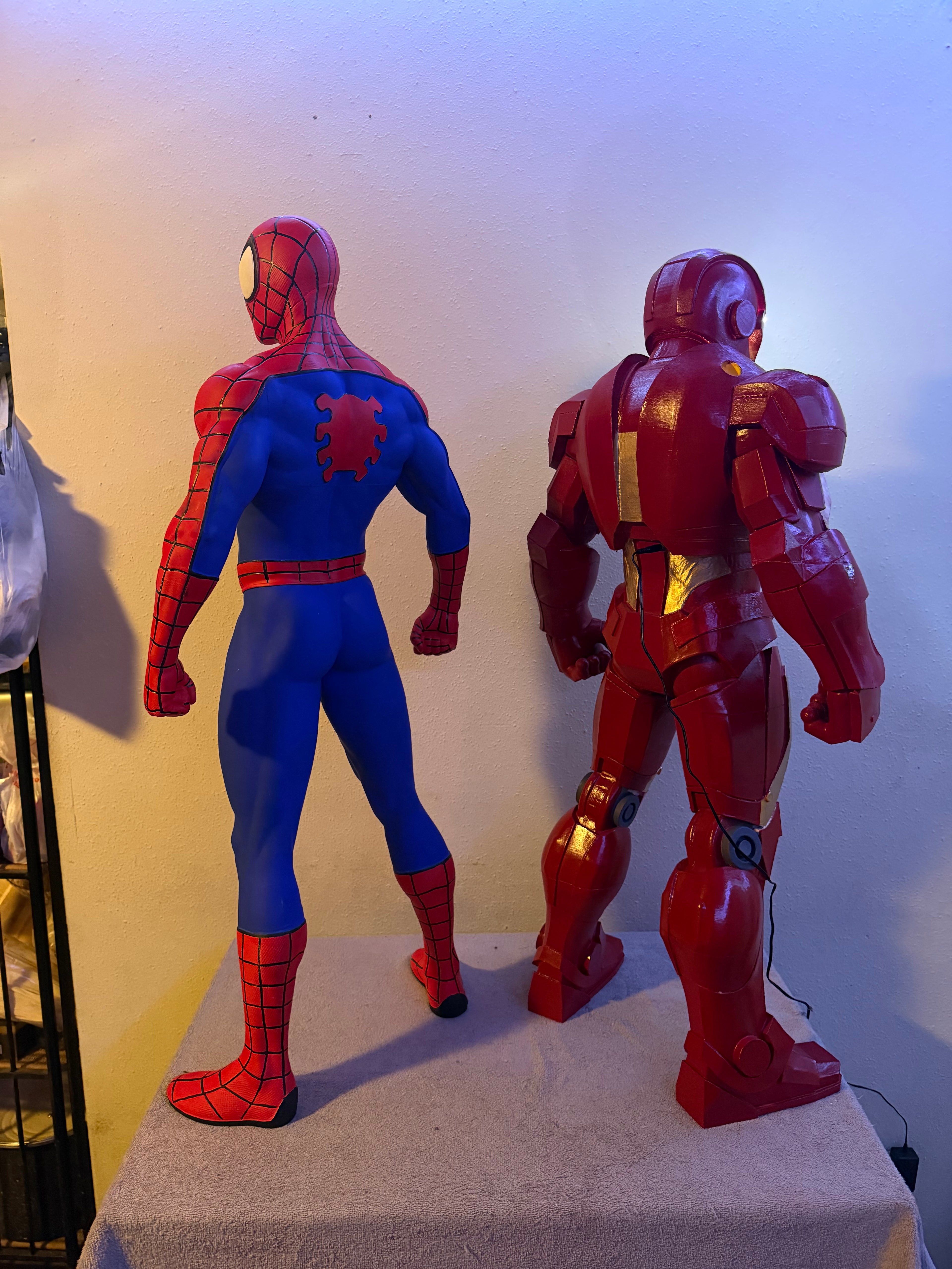 Web Hero Inspired Statue (1M) – Premium Collector Display Figure