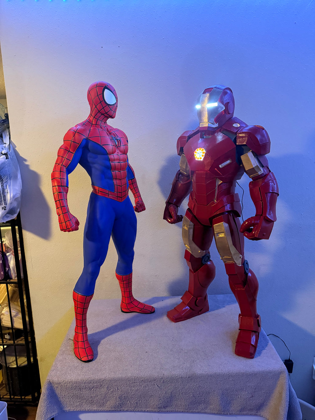 Web Hero Inspired Statue (1M) – Premium Collector Display Figure