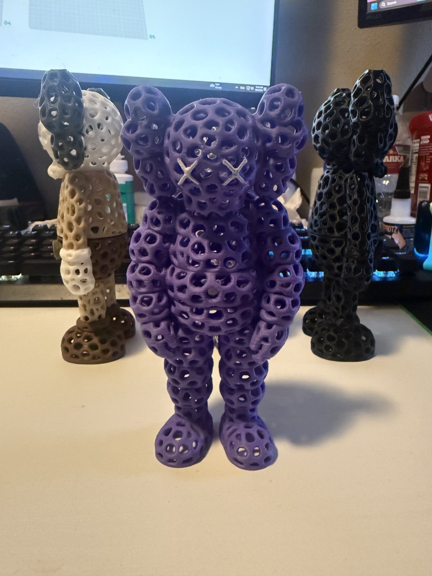 Mini Voronoi Companion Figures – Designer Style Collectible Art Toys (Multiple Colors)