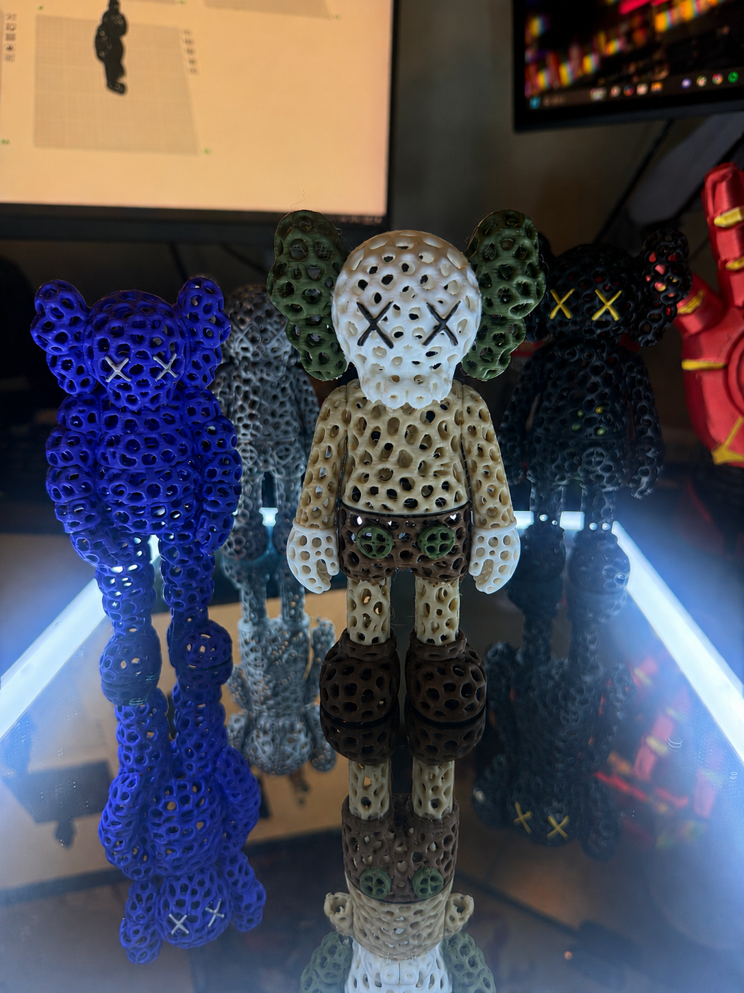 Mini Voronoi Companion Figures – Designer Style Collectible Art Toys (Multiple Colors)