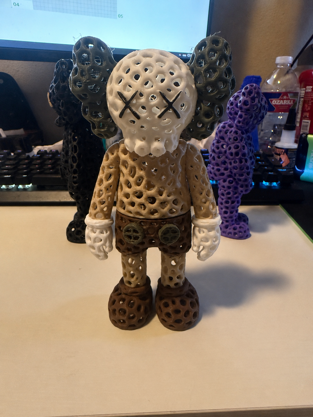 Mini Voronoi Companion Figures – Designer Style Collectible Art Toys (Multiple Colors)